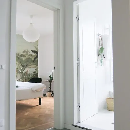 Апартаменты Crochat Комо