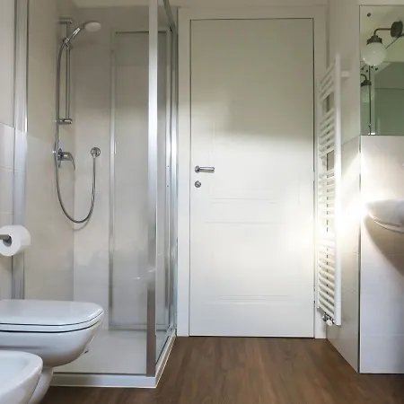 Apartment Crochat Como