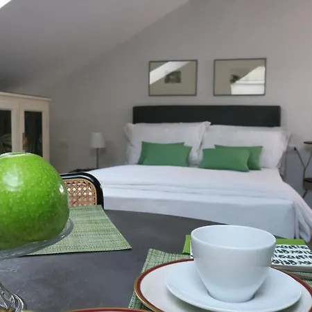 Apartment Crochat Como